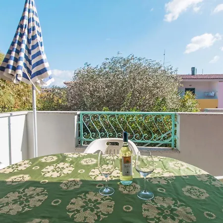 Gli Ontani Trilo - Oro102 By Interhome * Orosei
